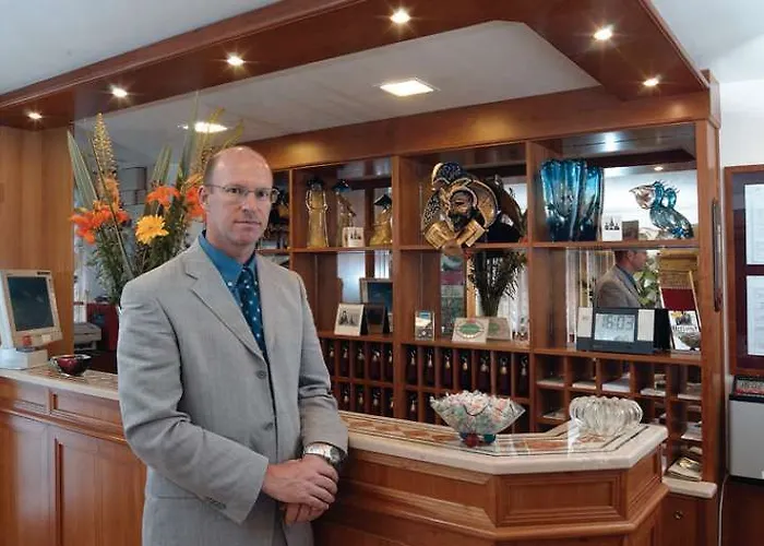 Hotel Commercio & Pellegrino