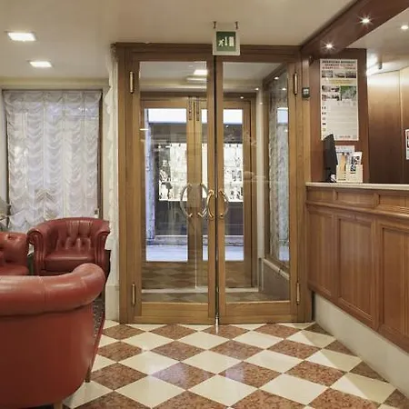 Commercio & Pellegrino Otel Venedik