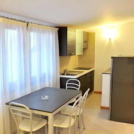 Commercio & Pellegrino Benátky