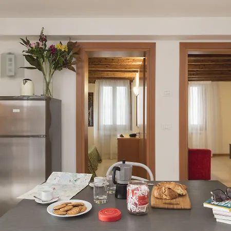 Commercio & Pellegrino Hotel