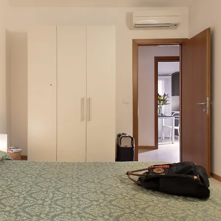 Hotel Commercio & Pellegrino