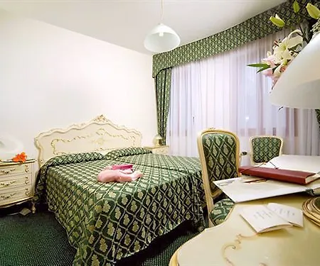 Commercio & Pellegrino Hotel Benátky