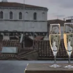 Commercio & Pellegrino 3* Venice