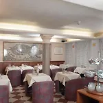 コメルチオ ＆ ペッレグリーノ 3* ヴェネツィア