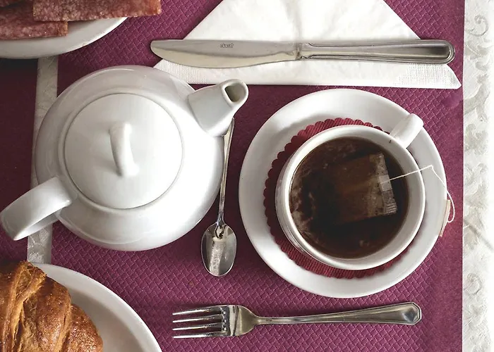 Hotel Commercio & Pellegrino 3*