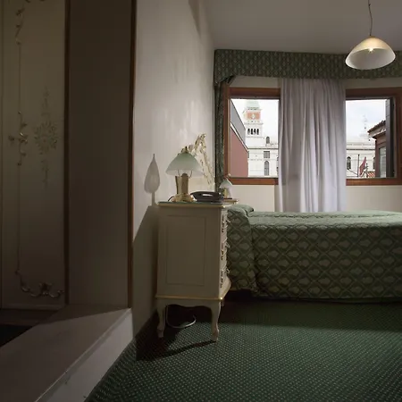 Commercio&pellegrino Hotel